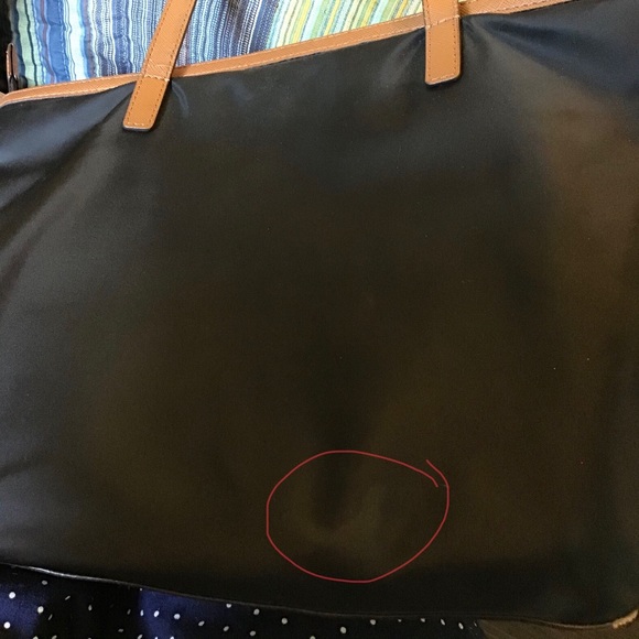 Michael Kors Kempton nylon shoulder bag - Picture 7 of 8